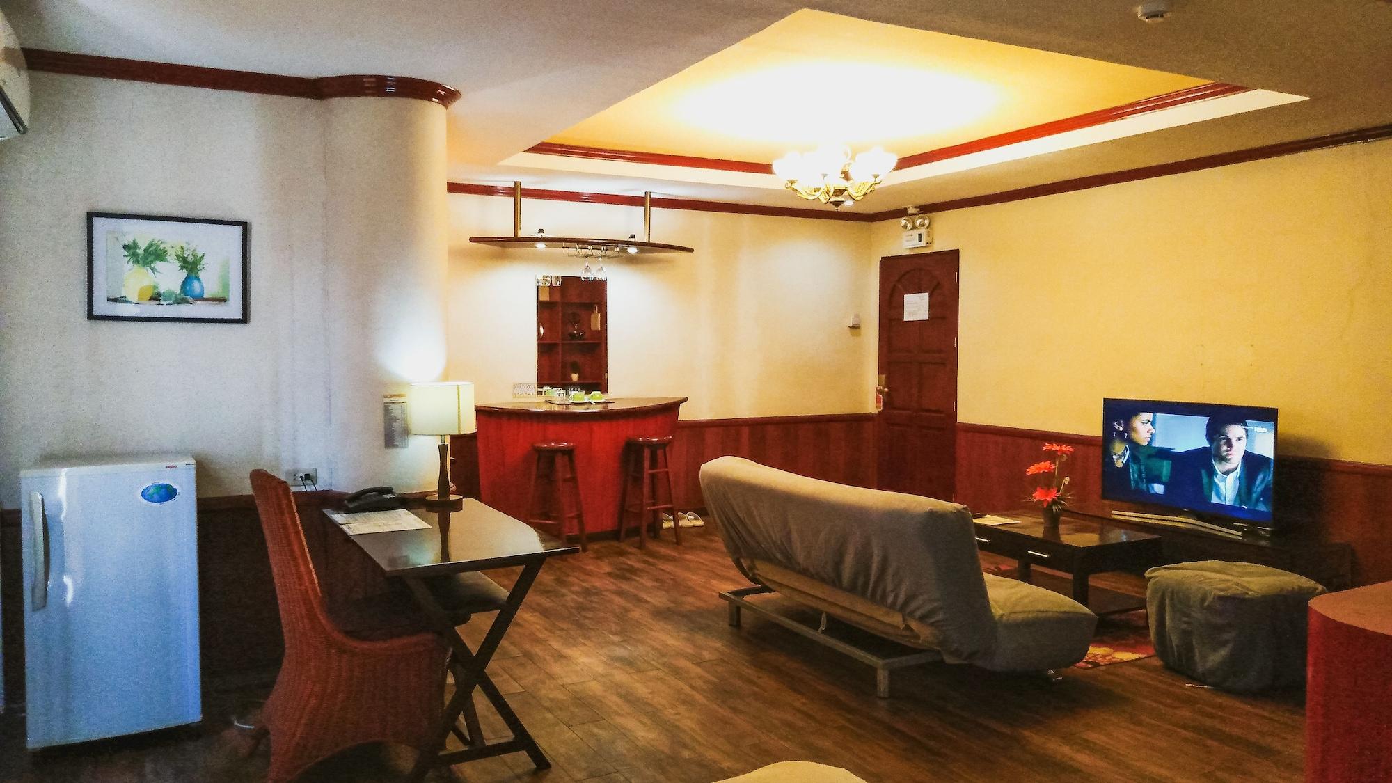 Dulcinea Hotel And Suites Đảo Mactan Ngoại thất bức ảnh