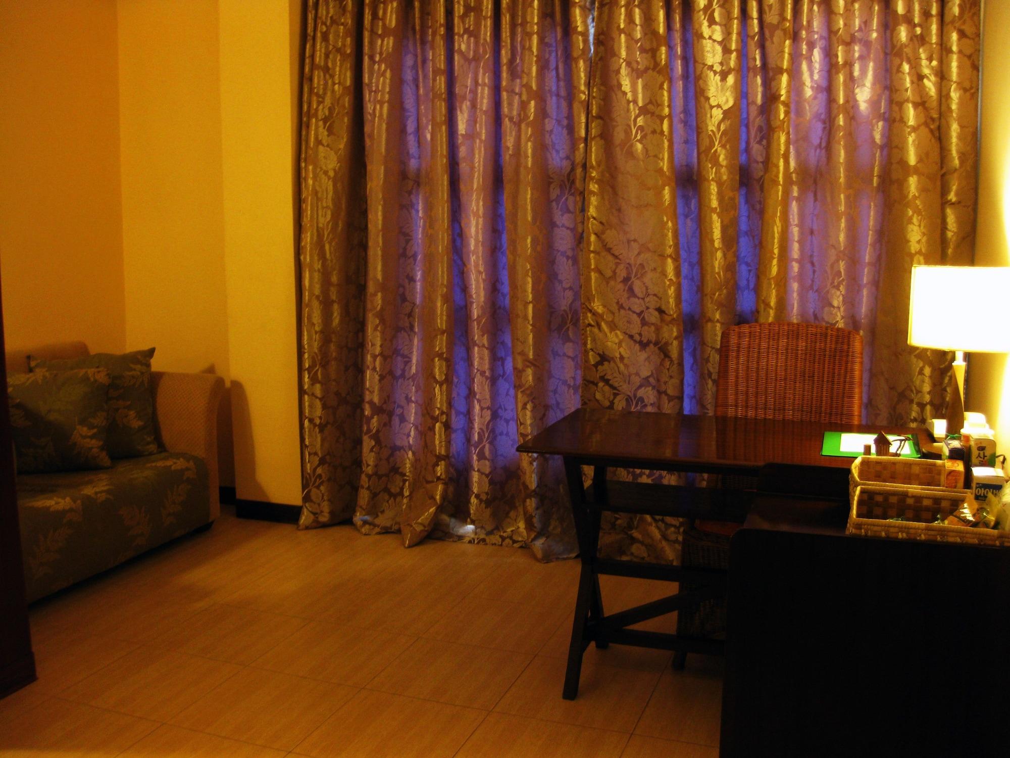 Dulcinea Hotel And Suites Đảo Mactan Ngoại thất bức ảnh