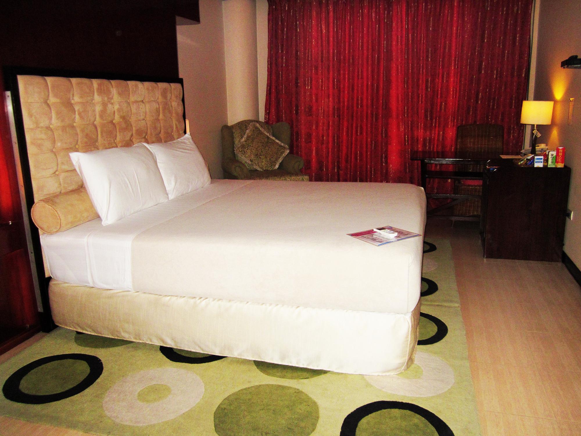 Dulcinea Hotel And Suites Đảo Mactan Ngoại thất bức ảnh